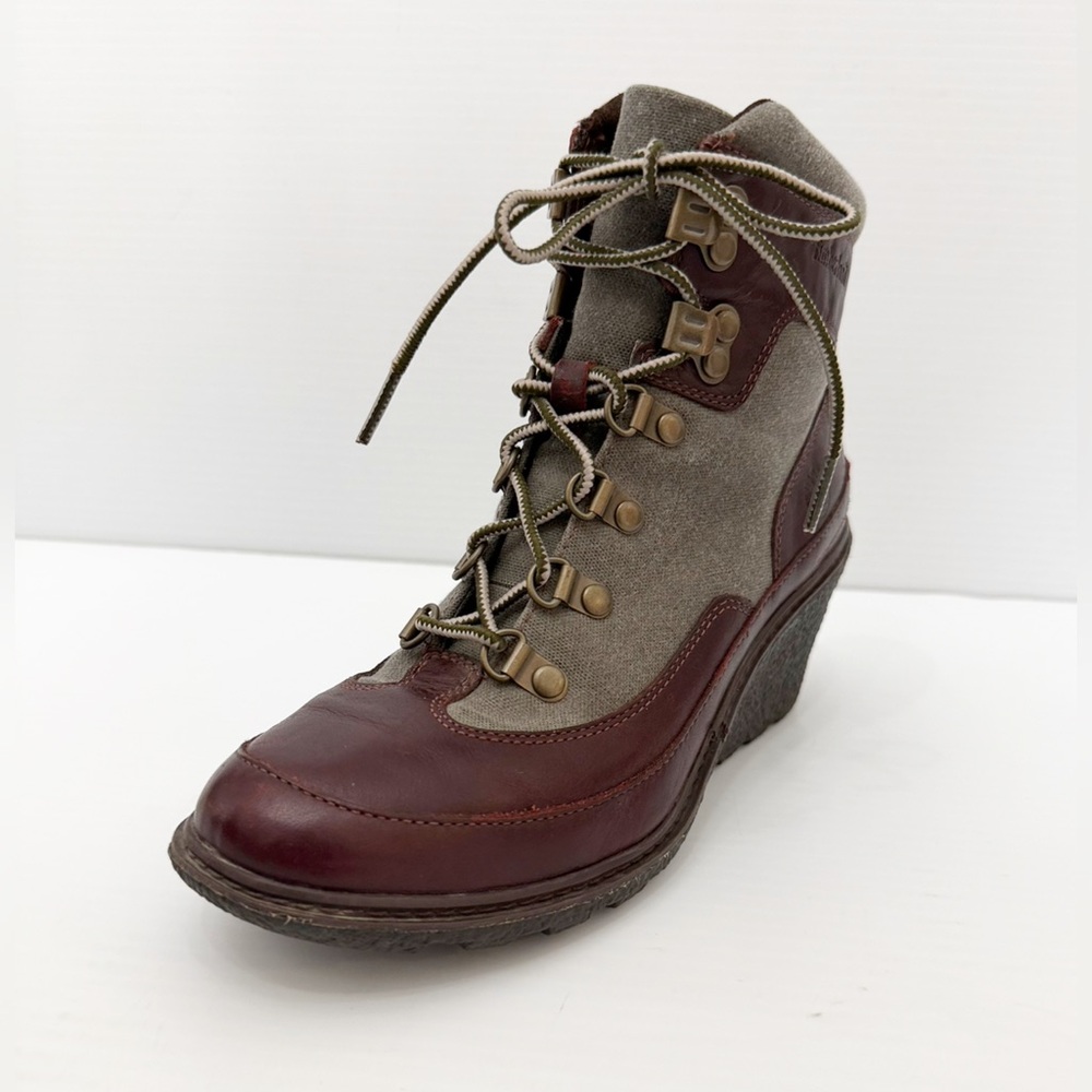 Timberland Womens Amston Leather Wedge Lace Up Booties - 7